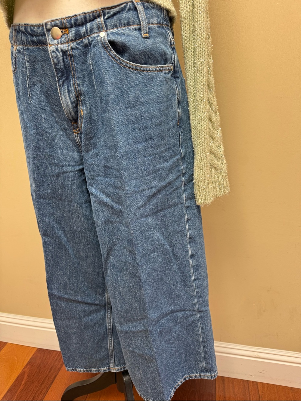 Pilcro Wide-Leg Mid-Rise Blue Denim Jeans - Picture 4 of 9